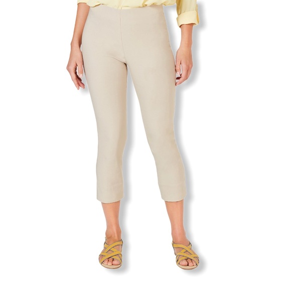 Charter Club Petite Pull-on Capri Pants - Picture 1 of 6